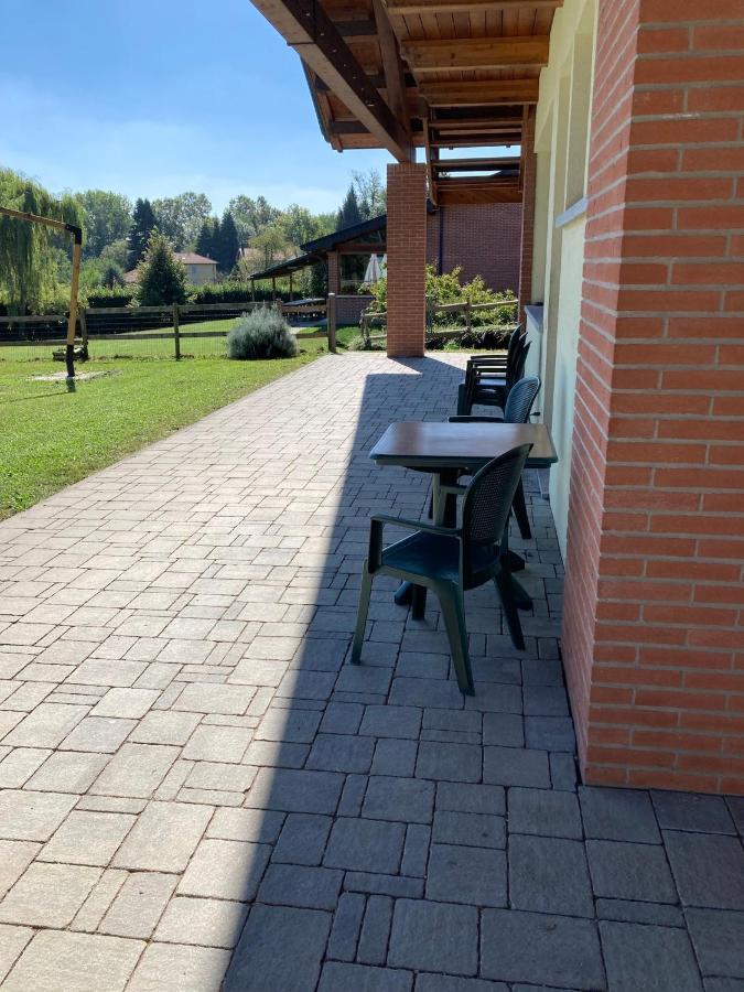 Agriturismo Altana Del Motto Rosso Gattico Exterior foto